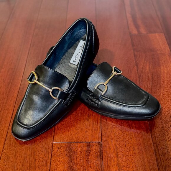 Steve Madden Carrine Loafers in Black Leather with Gold Hardware - Size 8 Womens - Picture 3 of 8